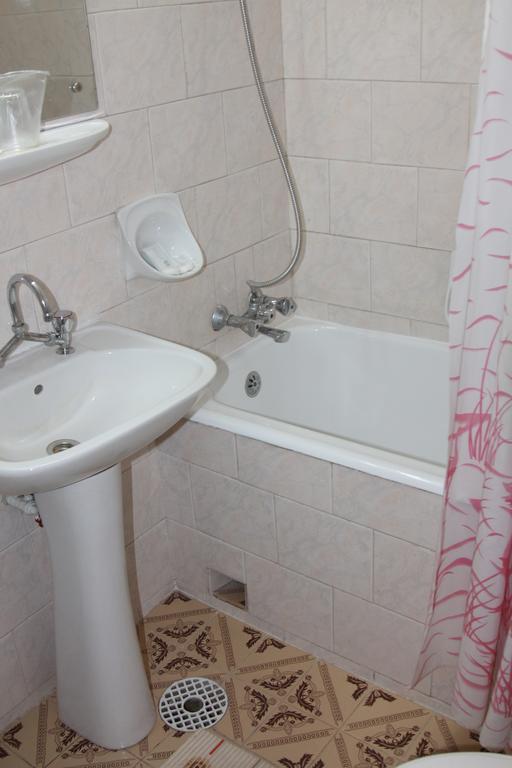Hotel Zimbru Câmpulung Moldovenesc Zimmer foto